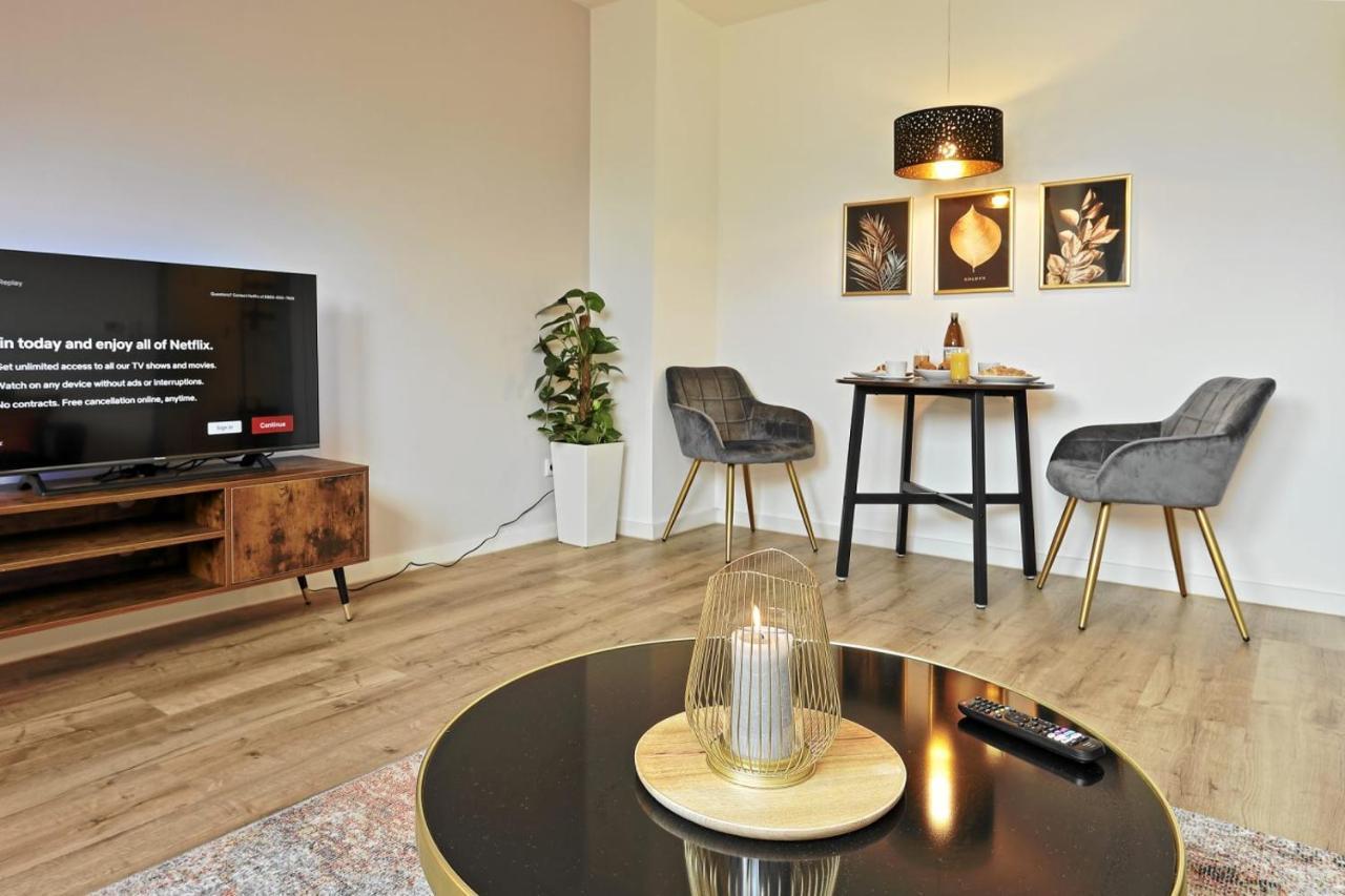 Near Messe! - Stay&Dream - 50Qm - City - Kitchen - Netflix Krefeld Bagian luar foto